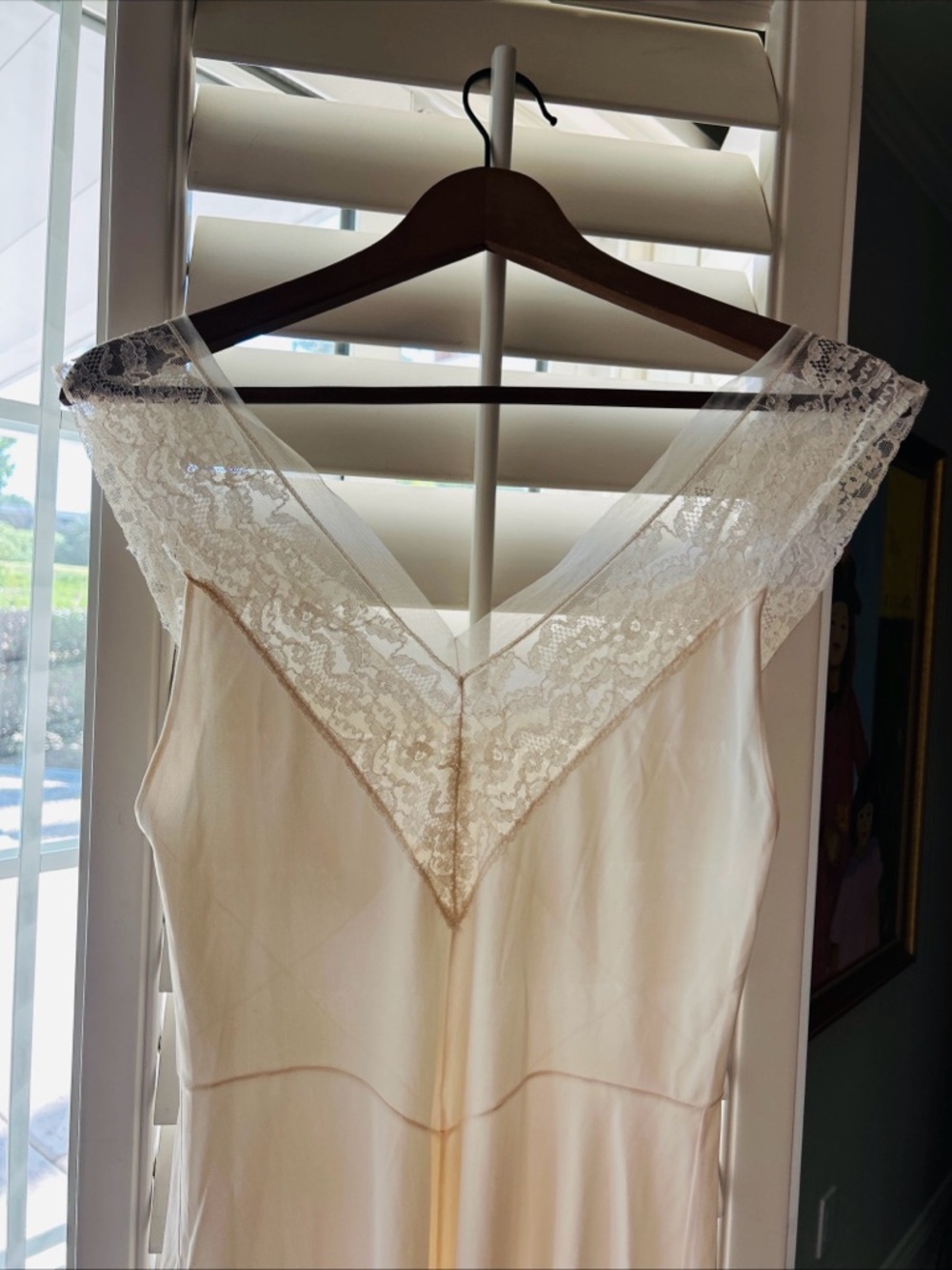 Vintage Vanity Fair Blush Pink Full Length Sleeveless Lace Trim Nightgown Sz 34 - Picture 7 of 14